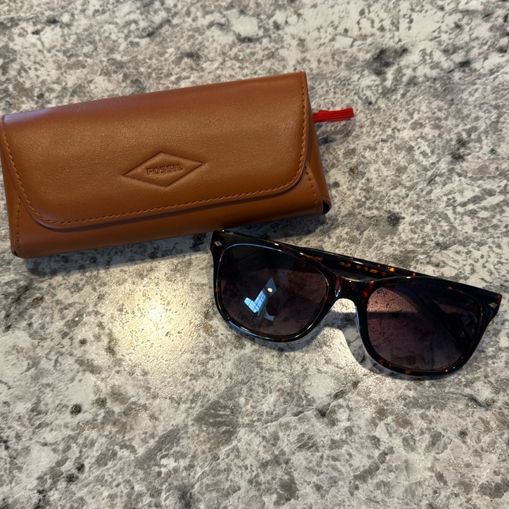 Fossil sunglasses